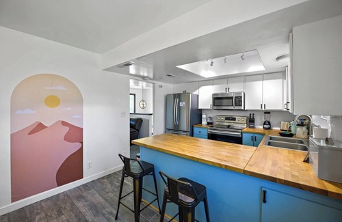 Kanab House | Home in Kanab with Game Room. Sleeps 10, Pets OK!