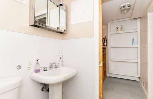 West Woodland House | Home in the heart of Ballard