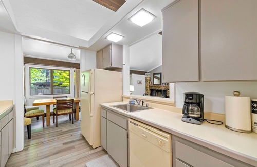 Graeagle House | *Home is currently for sale 7/3/2025 The Eagle`s Nest - 28 Graeagle Meadows