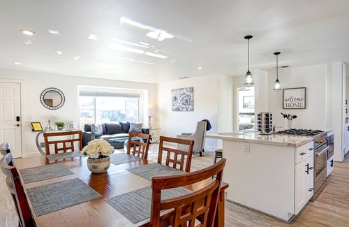 Memorial Hospital Neighborhood House | Home near montgomery village w/heated pool