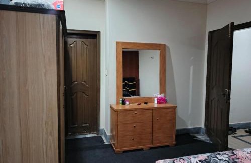 Lahore Apartment | Home to home