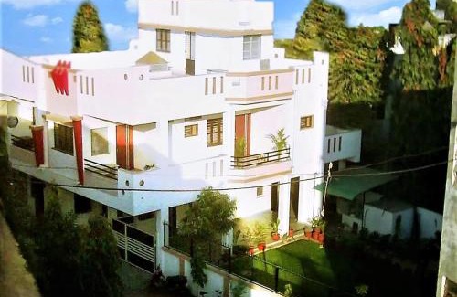 Maninagar Apartment | Homeland Stay