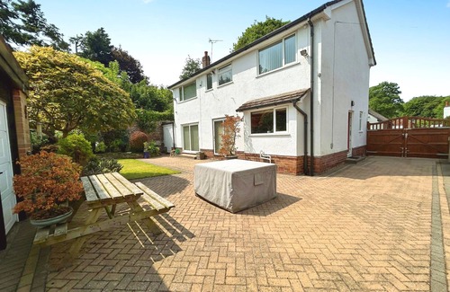 Liverpool House | Homely house in a quiet, leafy and perfect location for everything Liverpool