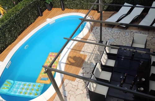 Vantacici Villa | Homerez - 100 m away from the beach! Big villa with swimming-pool and jacuzzi