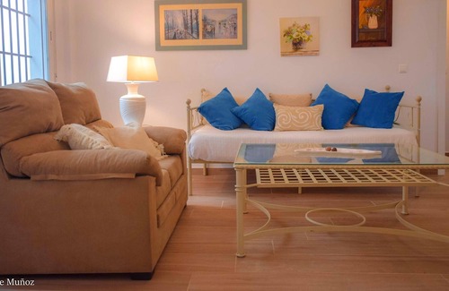 Penaflor Apartment | Homerez - Amazing appartement for 4 ppl. at Peñaflor