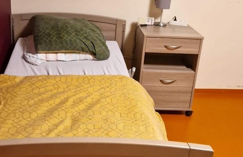 Sint-Agatha-Berchem House | Homerez - Beautiful house for 5 ppl. with terrace at Berchem-Sainte-Agathe