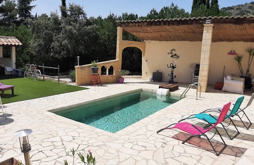 Merindol Villa | Homerez - Charming Villa in Mérindol with Private Pool