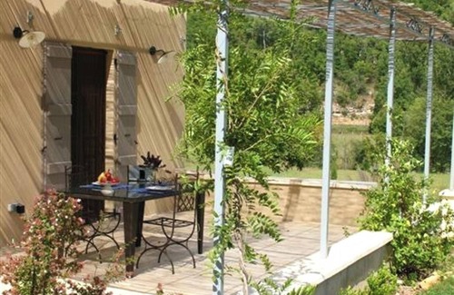Leobard Villa | Homerez - Elegant Villa in Léobard, Private Pool