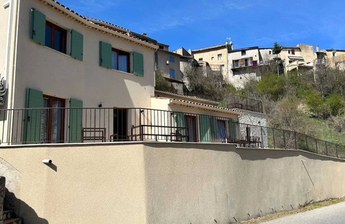 Esparron-de-Verdon House | Homerez - House in Esparron-de-Verdon