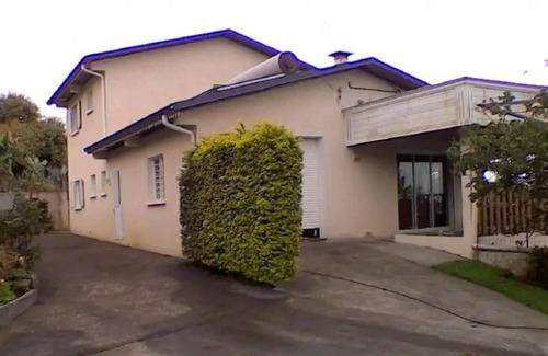 La Riviere Saint-Louis House | Homerez - House 10 km away from the beach for 13 ppl. with garden at Saint-Louis