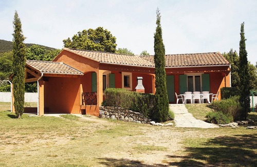 Rustrel House | Homerez - House in Rustrel with Pool