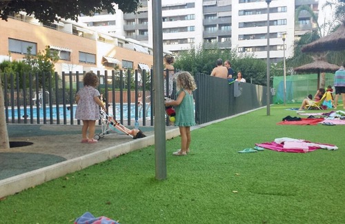 Benimaclet Apartment | Homerez - Spacious Apartment with Garden in Valencia