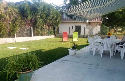 Bleneau House | Homerez - Spacious house for 6 ppl. at Bléneau