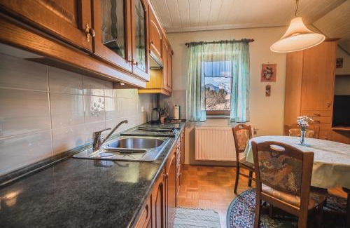 Zgornje Jezersko House | Homestay Kocka