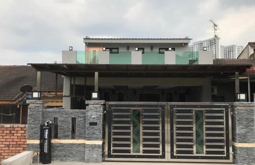 Johor Bahru House | Homestay Stardow~星窗名宿~