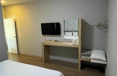 Nong Kae Apartment | Homy Awesome Huahin Beaches and Hills
