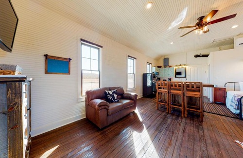 Fredericksburg Hotel | Honey Creek School House
