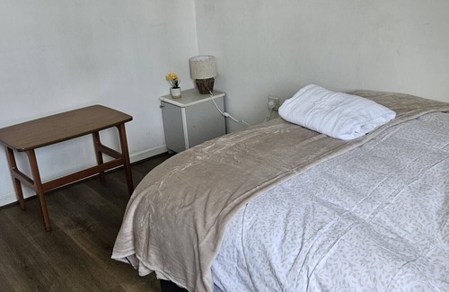 Peterborough House | Honeyhill Retreat in Peterborough