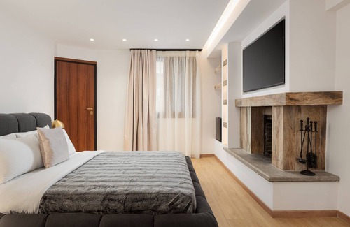 Arachova Hotel | Honeymoon Suite by Mons Arachova