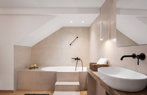 Arachova Hotel | Honeymoon Suite by Mons Arachova