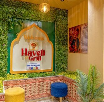 Greater Noida Hotel | Honeyveils Palace Hotel - Behind Indian Expo Mart
