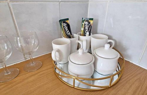 Walmer Apartment | Honeywood Stays - 2 Bedroom Self-Catering Unit