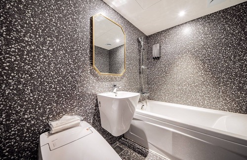 Namgajwa-dong Hotel | Hongdae The Gray Hotel