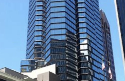 Downtown Honolulu Apartment | Honolulu Urban Oasis, Experience Breathtaking Views from Your Downtown Apartment