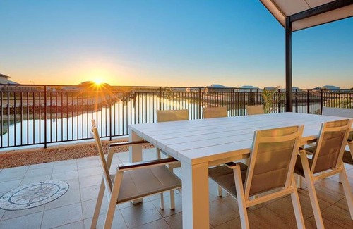 Exmouth House | Hooked - You'll be HOOKED on this beauty in no time.