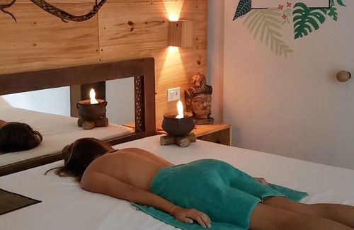 Sumare Apartment | Hospedagem Naturalista Liberal e Massagem Única em Ubatuba na Região Central