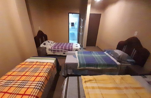 Luque House | Hospedaje San Miguel
