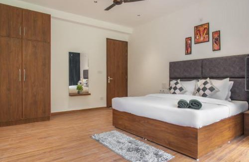 Dharampur Apartment | Host jatin Mountain hills kasauli 7o1827o7o3