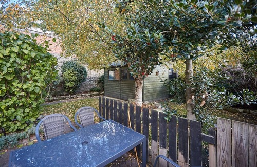 Pickering House | Host Stay Hall Garth