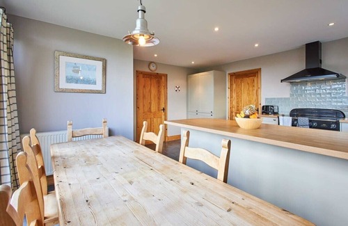Berwick-upon-Tweed House | Host & Stay | The Coach House