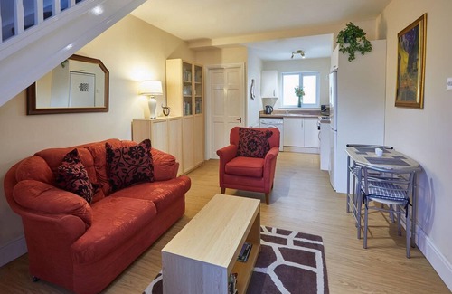 Harrogate House | Host Stay The Limes