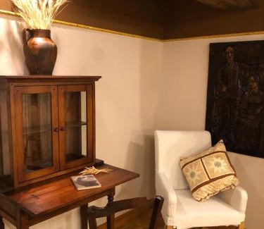 Garayoa House | Hostal Arostegui