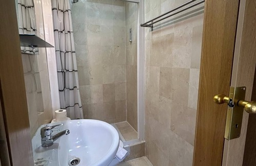 Central District Hotel | Hostal El Olivo
