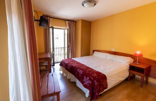 Old Town of Avila House | Hostal Restaurante Puerta del Alcázar