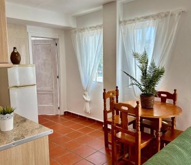 Alozaina Hostel | Hostal Sango Sierra de las Nieves