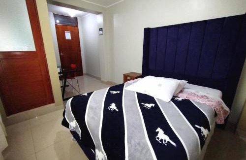 El Tambo House | HOSTAL TOSCANO SUITES