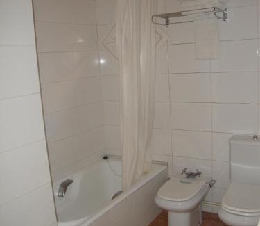 Trago Hotel | Hostal Victor