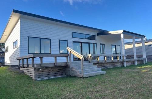 Matarangi House | Hosts on the Coast Lake View