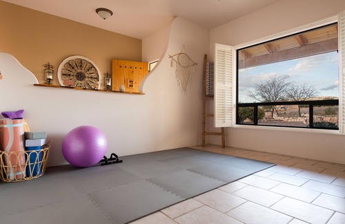 Cornville House | Hot Tub! 2 acre oasis near Sedona and Page Springs Wineries. Mountain View!