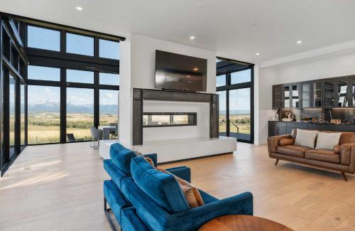 Tetonia House | Hot Tub, 23 Mi to Grand Targhee Luxe Retreat