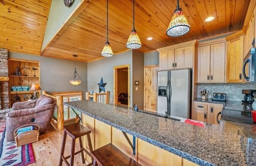Gravois Mills House | Hot Tub, Fire Pit, Awesome Loft & Amazing Views!