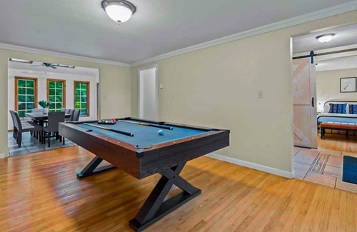 Saratoga Springs House | HOT TUB - Hidden Gem of Saratoga Springs -Fire Pit