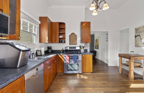 Napa House | Hot Tub | PRIME DWTN NAPA | 3 bed | 2 Bath