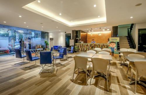 Old Jakarta Hotel | Hotel 88 Mangga Besar Raya 120 Jakarta By WH