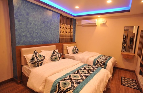 Sinamangal Hotel | Hotel Aarati