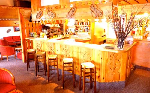 Les Deux Alpes Hotel | Hotel Adret